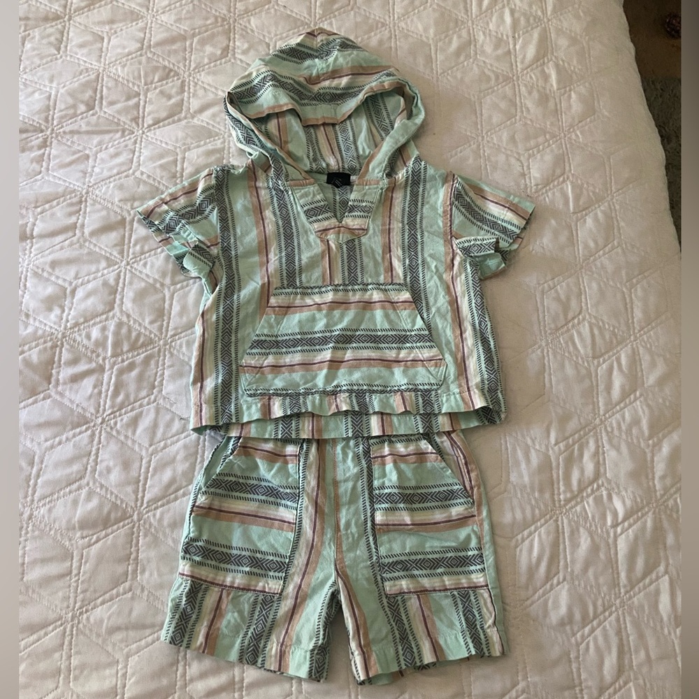 Boys hooded short set
